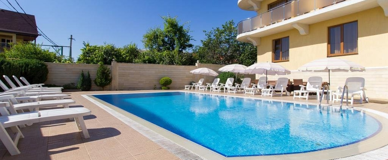 pool-amaliya-3