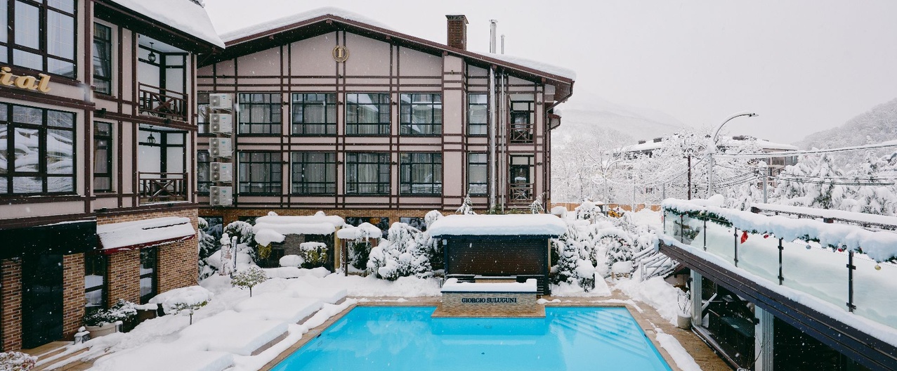 Подогреваемый бассейн