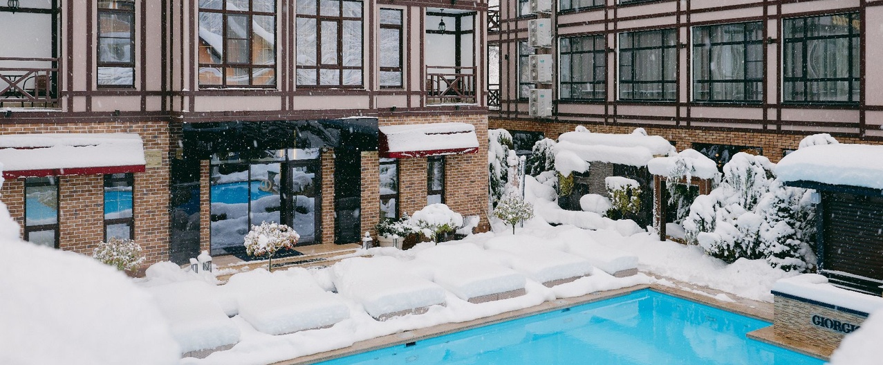 Подогреваемый бассейн