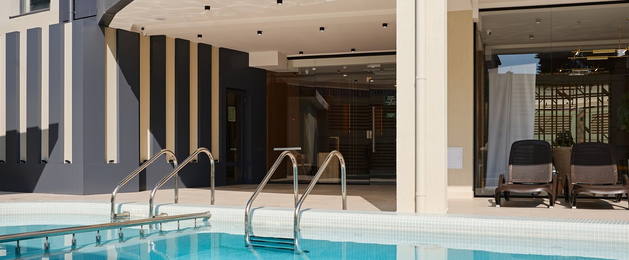 pool-global-21