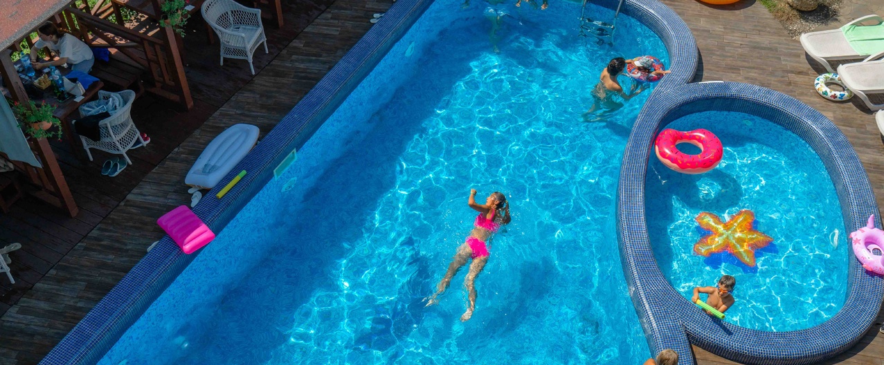 arli-heated-swimming-pool-3