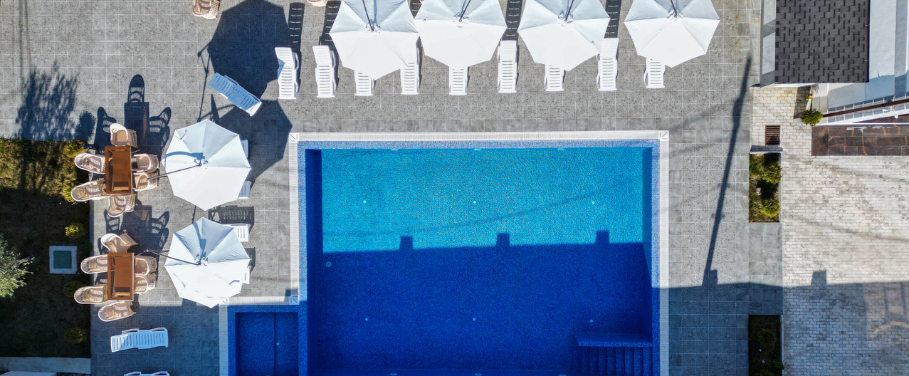 pool-breeze-1