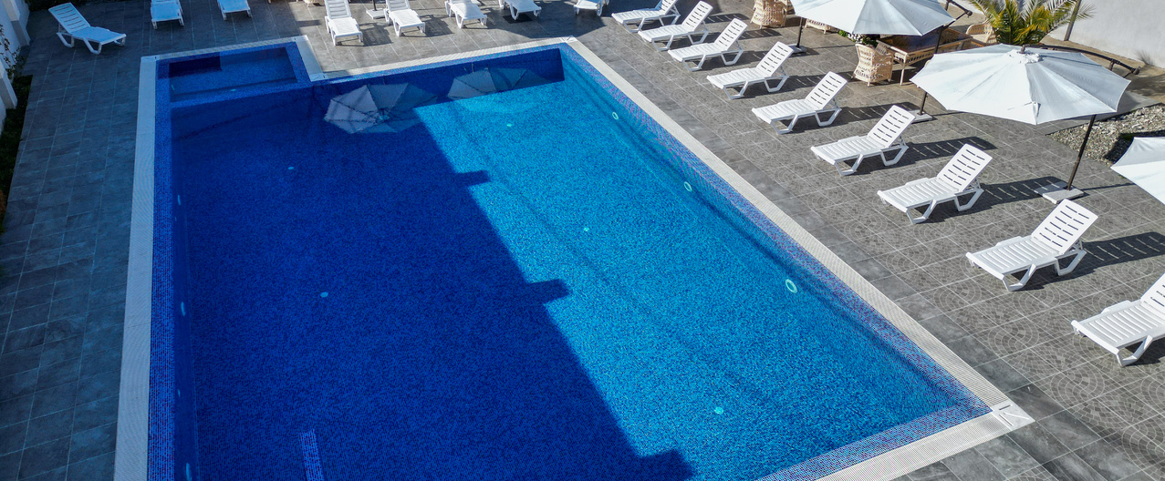 pool-breeze-2