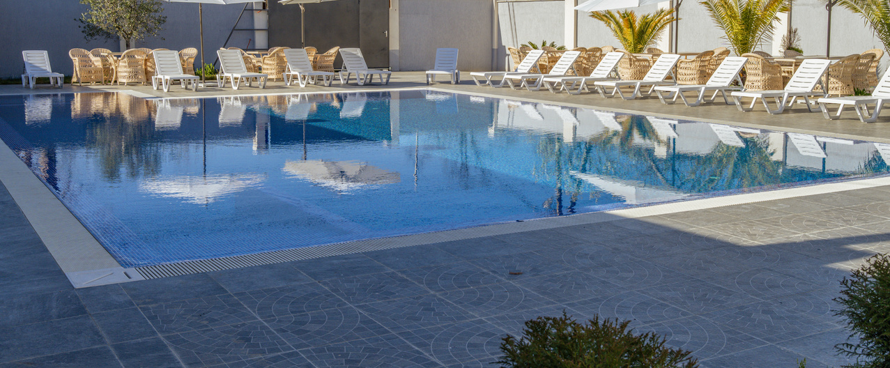 pool-breeze-4