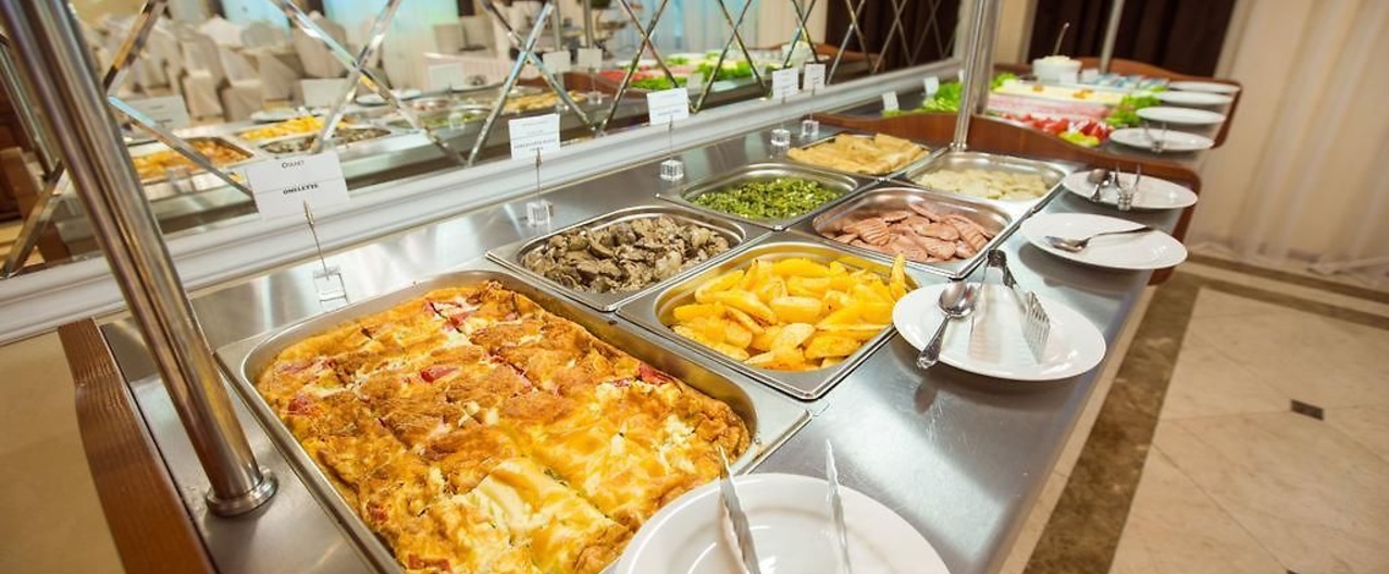 meals-for-the-guests-of-el-praiso-0