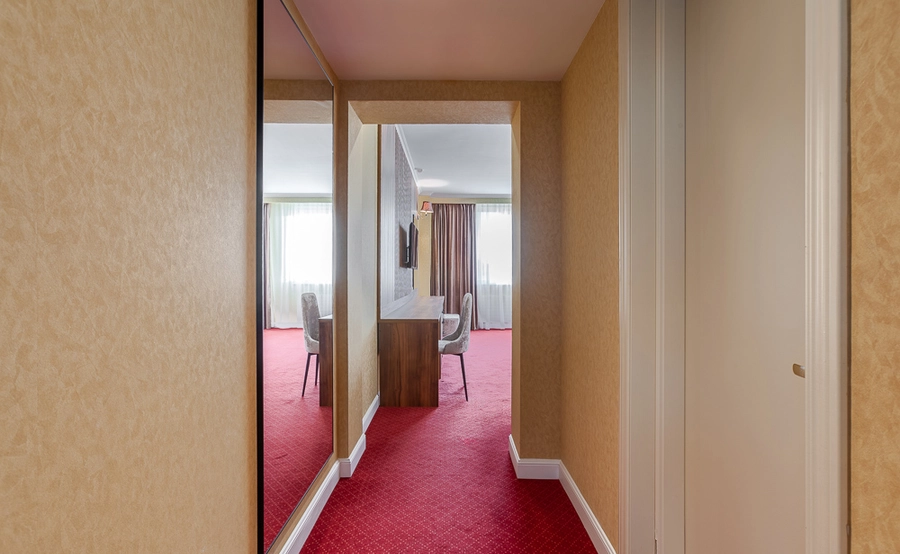 Студио с кухней