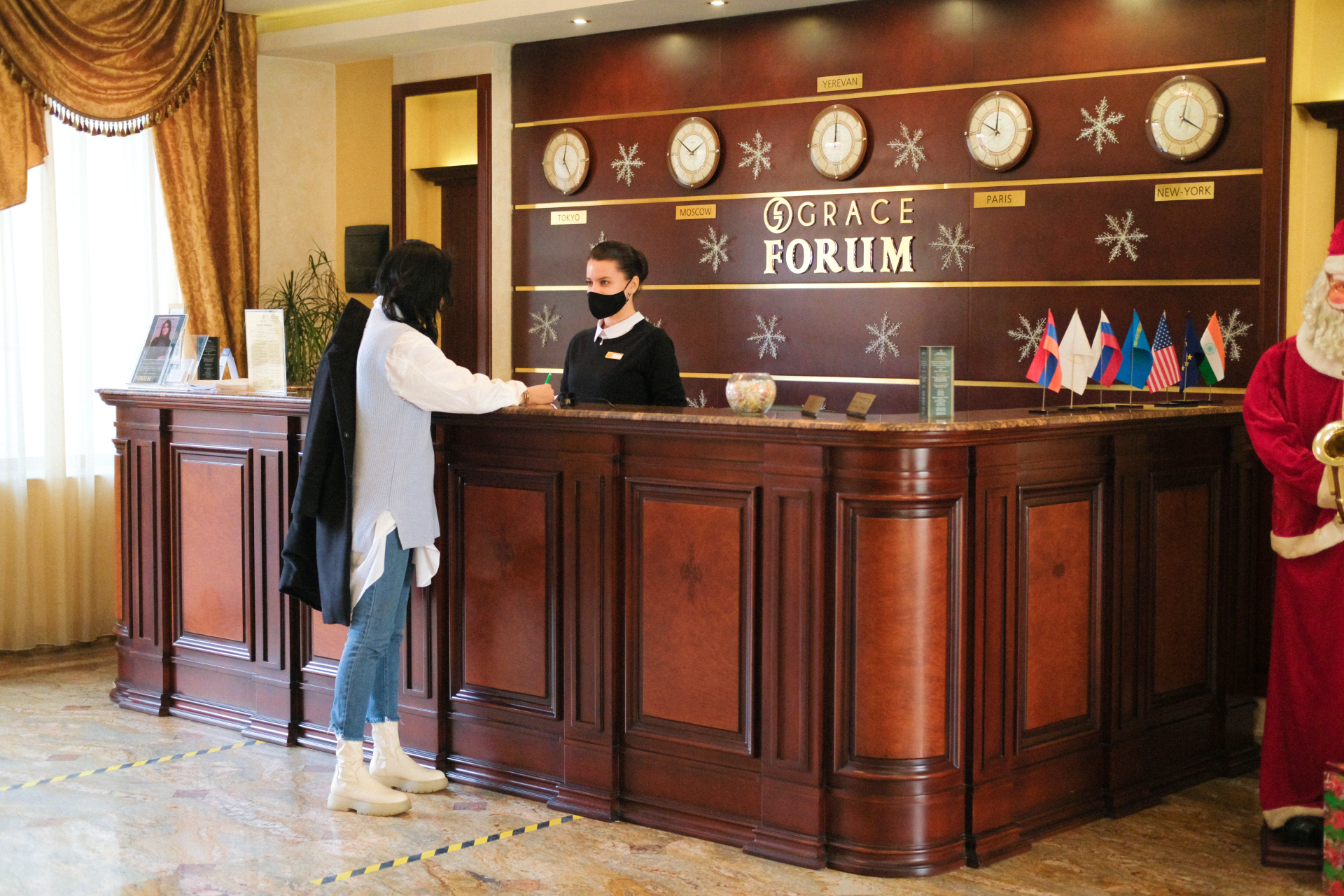 Hotel forum. Ереван Hotel Grace forum. Отель Grace Ереван. Grace forum Ереван. Spa Hotel Grace forum.